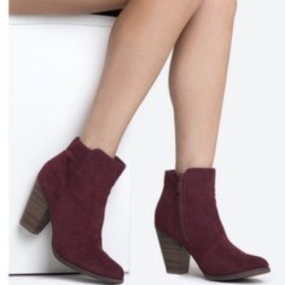Soda Burgundy Ankle Western Style Booties Size 11